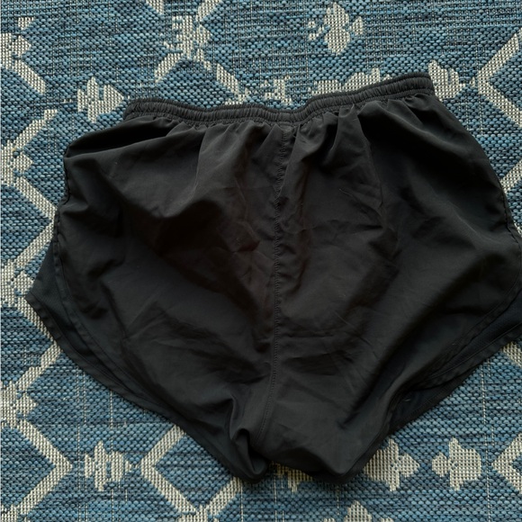 Lined Nike Dri Fit Running Shorts size Small - Picture 2 of 3
